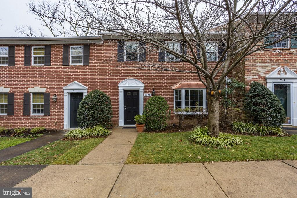 Foto principal - 2313 McGregor Ct