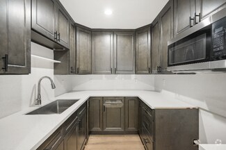 Building Photo - 11461 Albers St