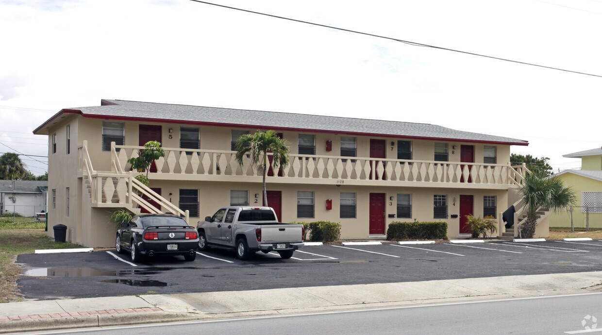 Building Photo - 1120 Blue Heron Blvd