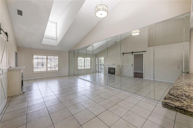 Building Photo - 134 Sun Isle Cir