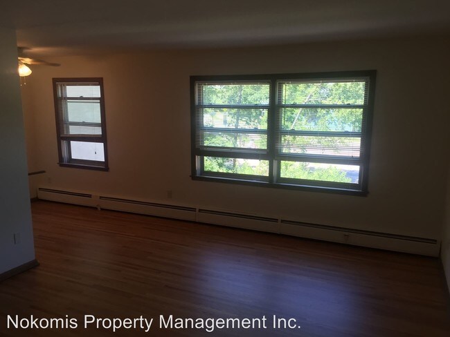 Building Photo - 2760 Xerxes Ave S
