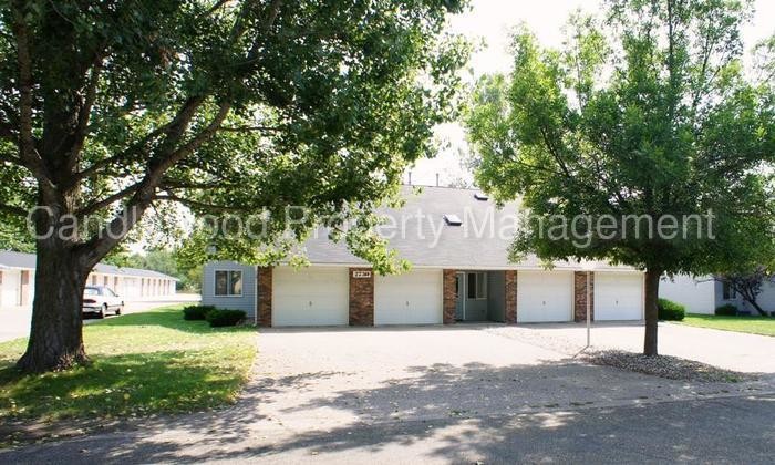 Primary Photo - 2720 Washington Ave