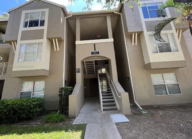 Fachada del edificio - 1825 Palm Cove Blvd