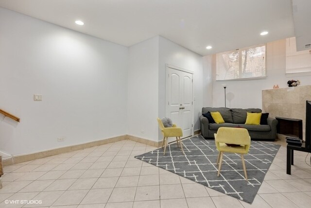Foto del edificio - 4203 S Prairie Ave