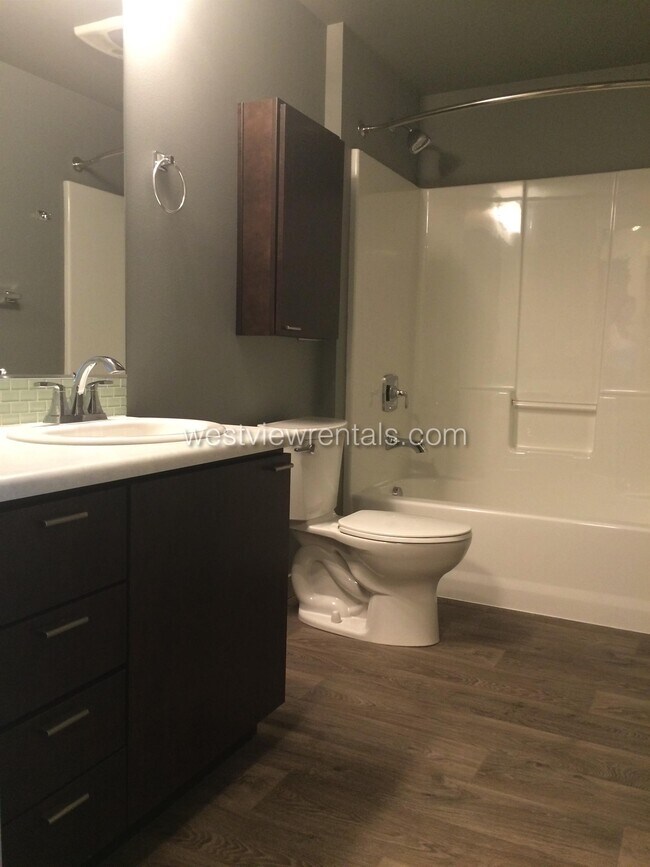 Foto del edificio - 2230 Cornerstone Ln
