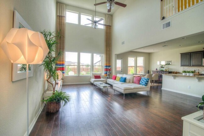 Foto del edificio - 4016 Tranquil Ln