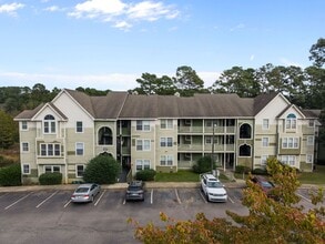Building Photo - 962-6 Stewarts Creek Dr