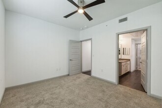Interior Photo - Beacon on Westmoreland