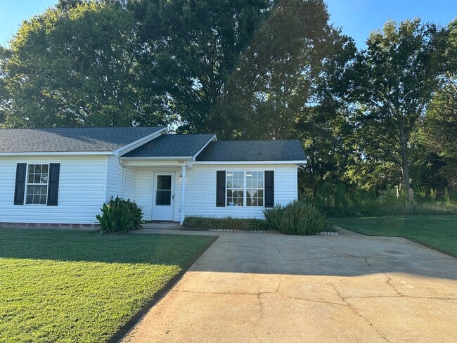 Building Photo - 309 Toy Ln