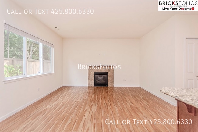 Building Photo - 18325 31st Ave SE