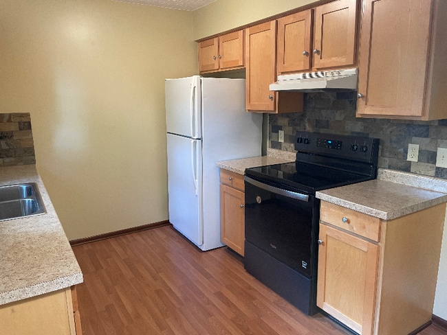 Building Photo - 4219 Woodpark Dr