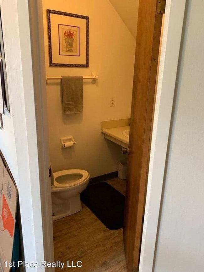 Building Photo - 2 br, 2.5 bath Apartment - 4809 Farber Row
