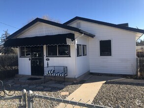 Building Photo - 525 Dougherty St