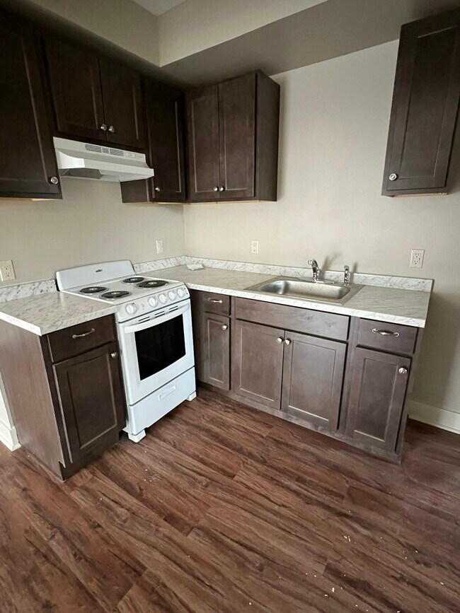 Building Photo - 405 East Porter Street, Unit 3
