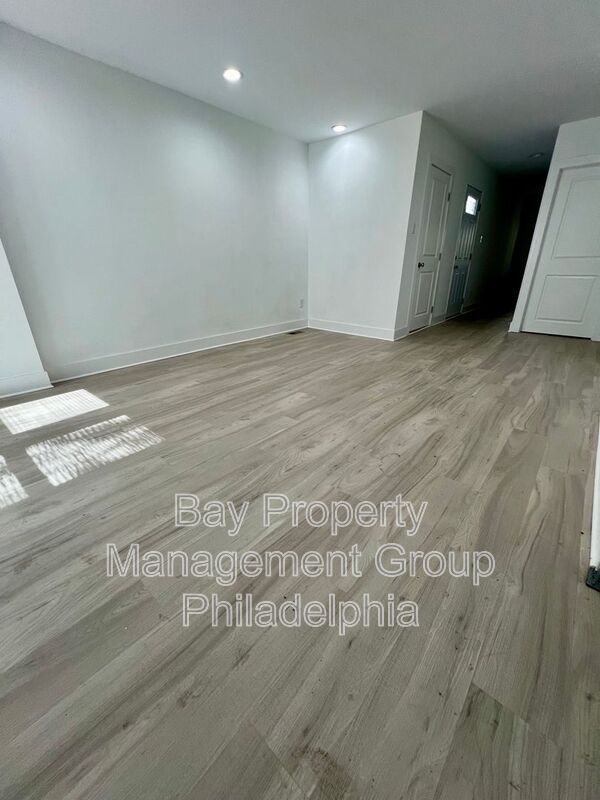 Foto del edificio - 1617 Page St