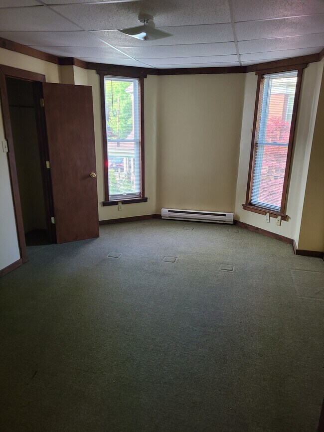 Foto del edificio - 1010 Lincoln Ave