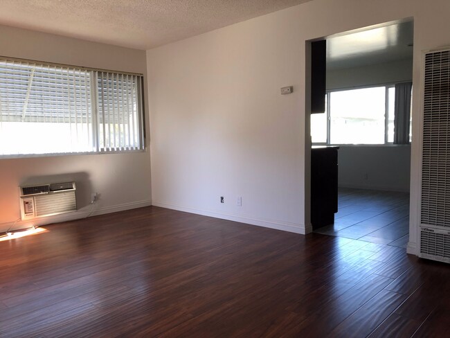 Foto del edificio - 2842 Nina St