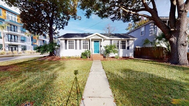Building Photo - 2301 Bethune Ave