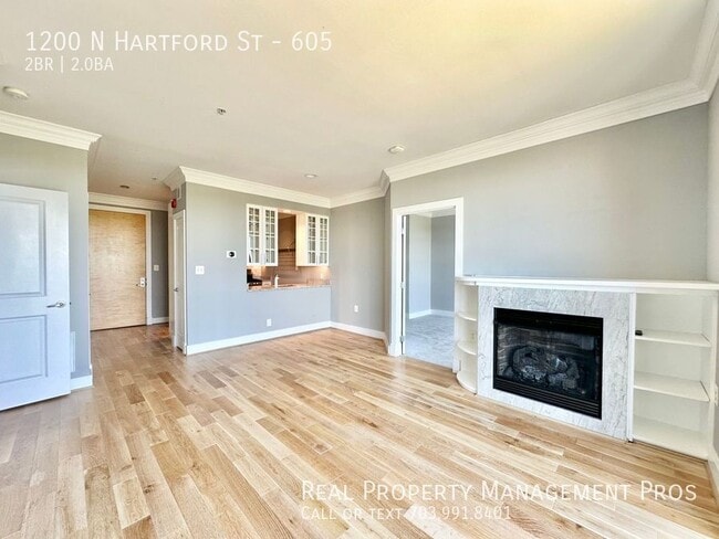 Building Photo - 1200 N Hartford St