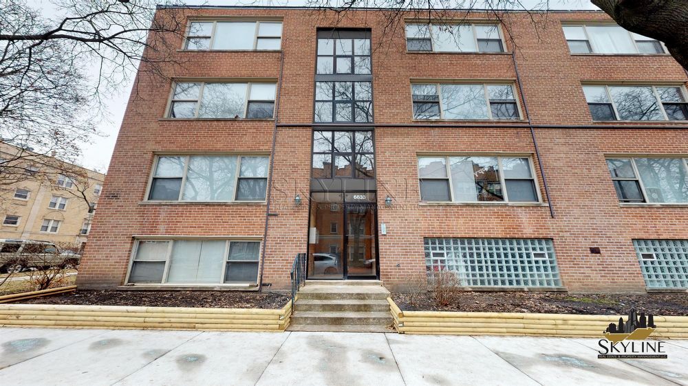Primary Photo - 6833 N. Oakley Avenue Unit 2B