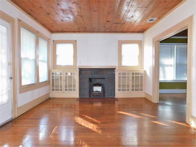 Foto del edificio - 620 W Parkway St