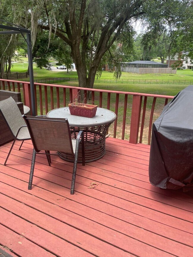 Building Photo - Spacious 4BR House in Tallahassee