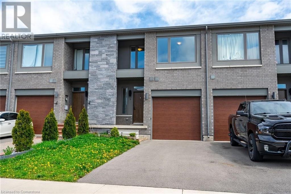 Photo principale - 6 Bedrock Dr