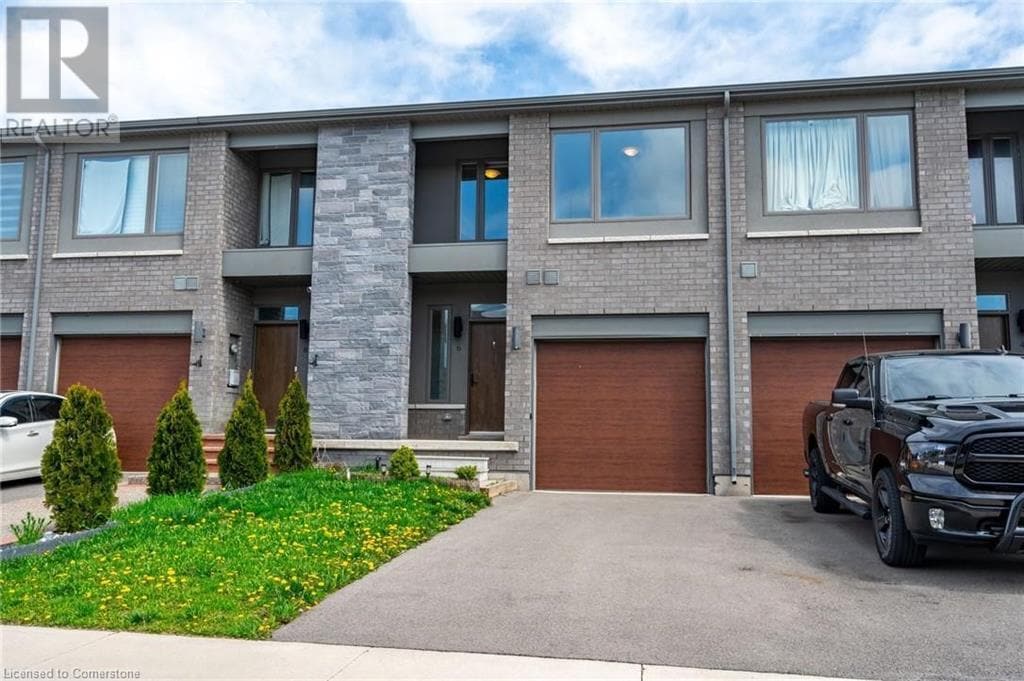 Primary Photo - 6 Bedrock Dr