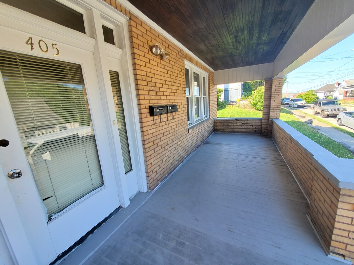 405 Blaine Ave Unit 1, Canonsburg, PA 15317 Apartments in Canonsburg