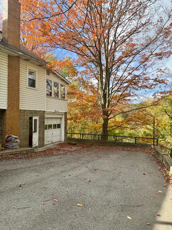 Foto del edificio - 1629 Old Brodhead Rd