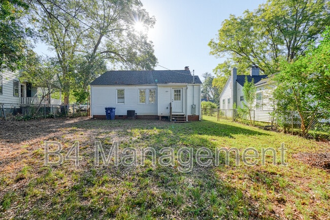 Building Photo - 127 Harvard Dr