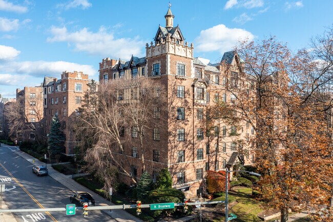 Foto del edificio - Broadpark Lodge
