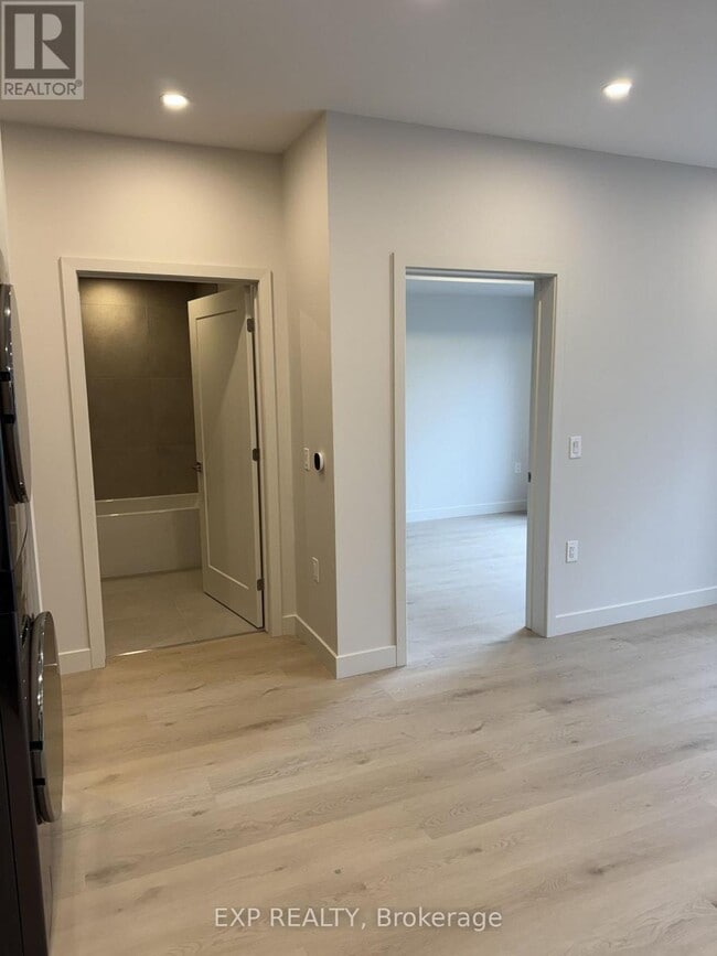 Building Photo - 1301 Dorchester Ave