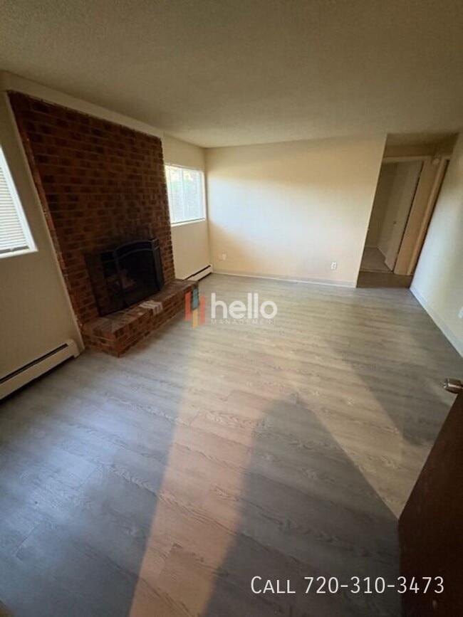 Foto del edificio - 4740 Scenic Cir
