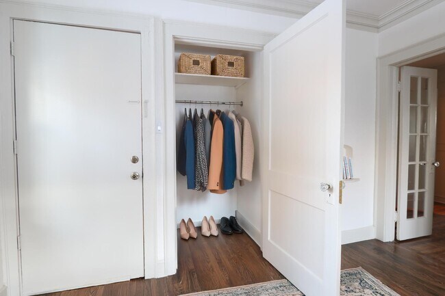 Foto del edificio - 2015 Court Ave