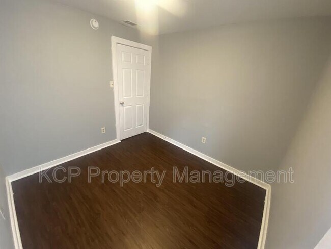 Foto del edificio - 912 S 19th St