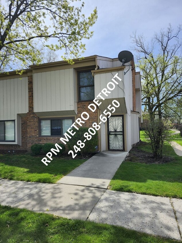 Primary Photo - Move In Ready Southfield Condo