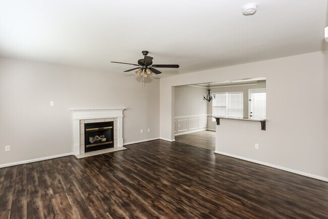 Foto del edificio - 3620 Luton Ct