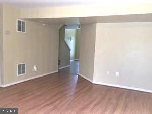 Foto principal - 11105 Doubleday Ln