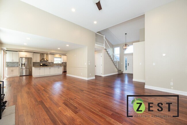 Foto del edificio - OPEN HOUSE SATURDAY AUGUST 2ND 2025 10-11A...