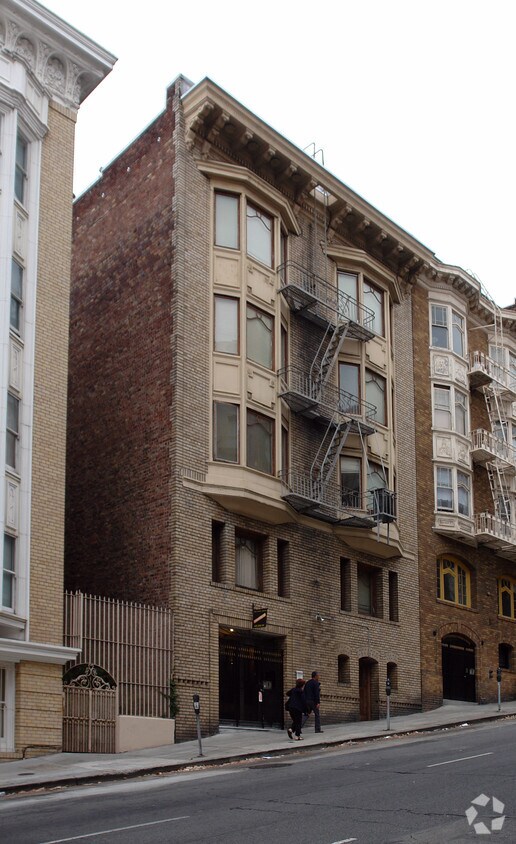 Primary Photo - Reed Apartments