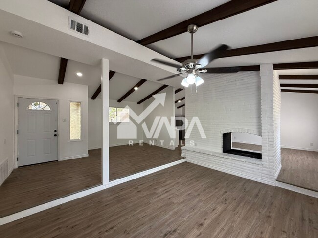 Building Photo - 4131 Valleyfield Dr