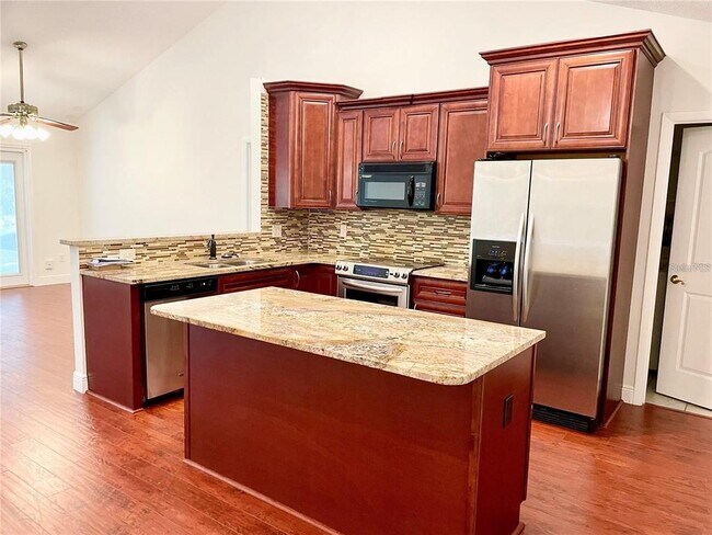 Building Photo - 957 Southridge Trail