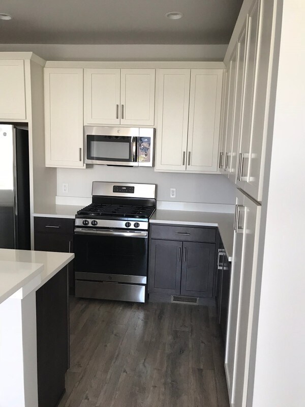 Foto del edificio - 14822 Queens Garden Ln