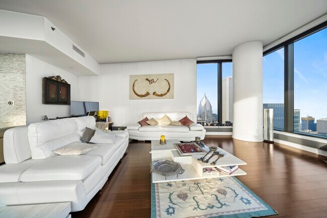 Building Photo - 60 E Monroe St