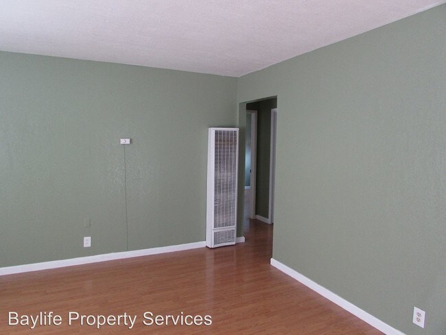 Building Photo - 16 Deering Ct
