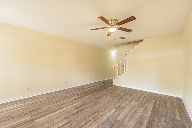 Foto del edificio - 3421 Dragon View Ct