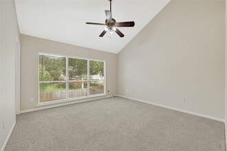 Building Photo - 4010 Spring Garden Dr