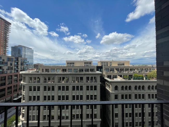 Building Photo - 1510 Market St