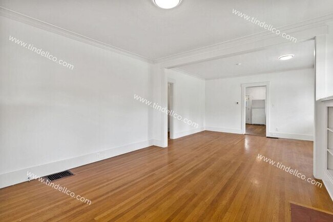 Foto del edificio - 4 Bedroom Bungalow Inner Northeast Portlan...